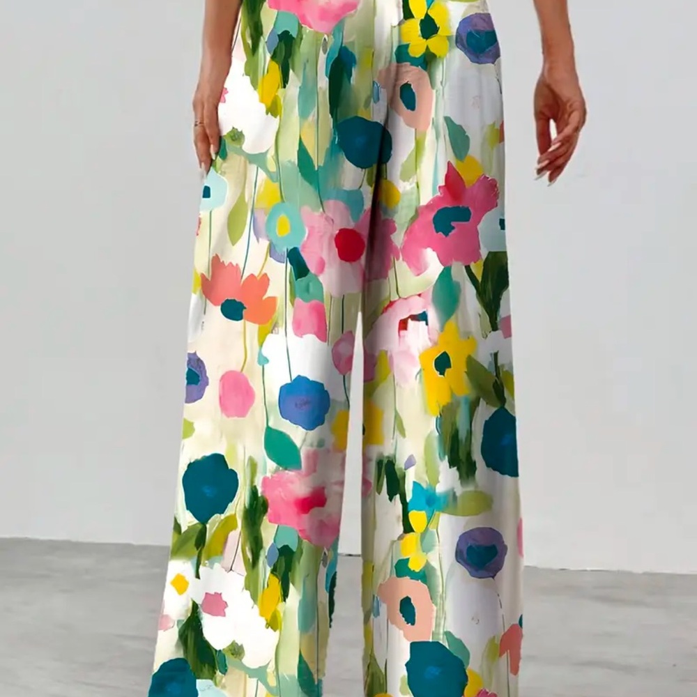 Relaxed beach pants.